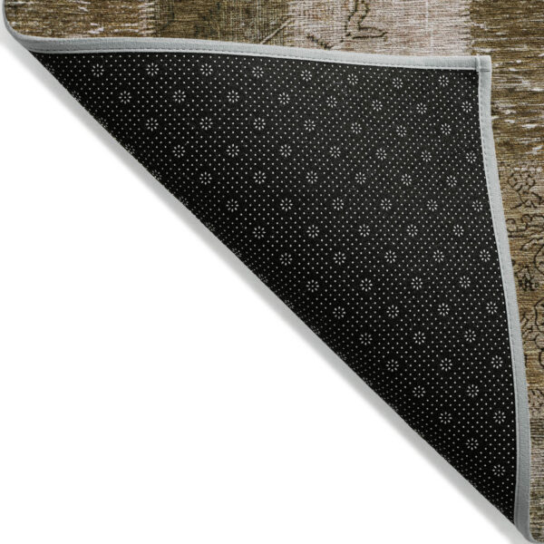 8' Brown And Ivory Round Patchwork Washable Indoor Outdoor Area Rug