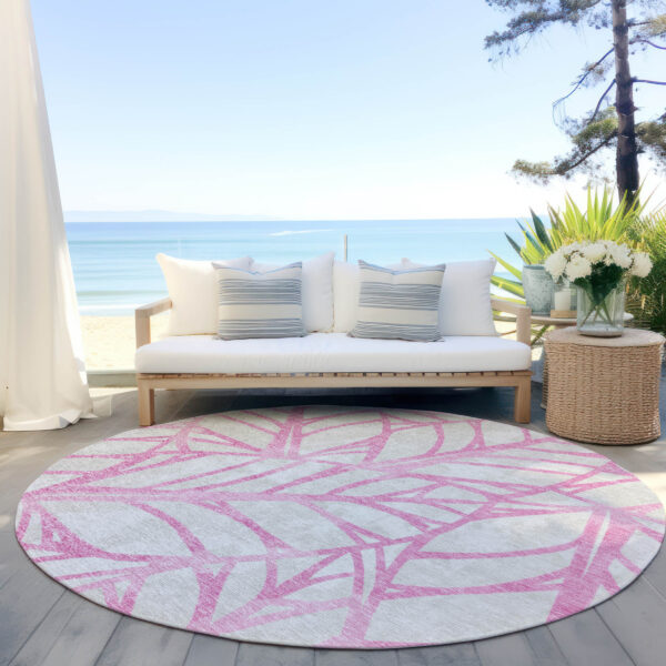 8' Pink And Beige Round Floral Washable Indoor Outdoor Area Rug