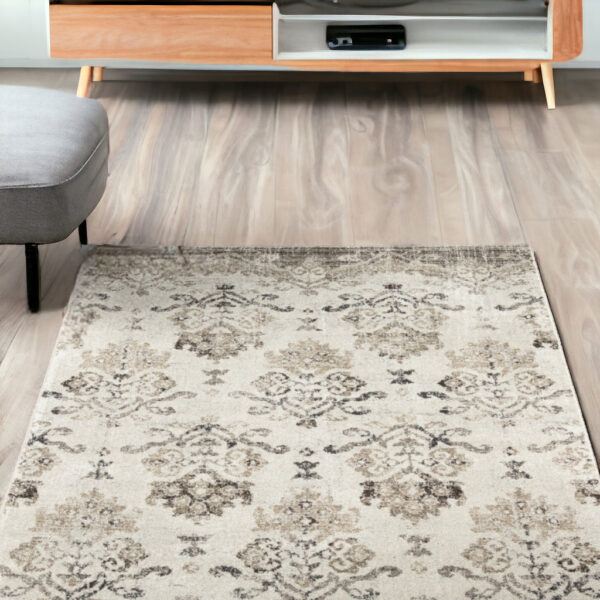 5' x 8' Beige and Brown Oriental Area Rug