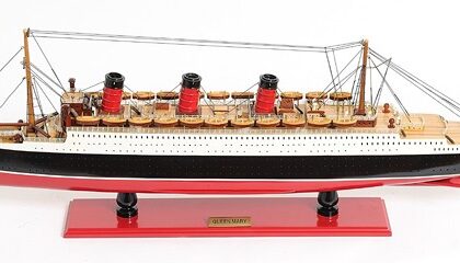 12" Black and Red RMS Queen Mary Large Boat Hand Painted Decorative Boat