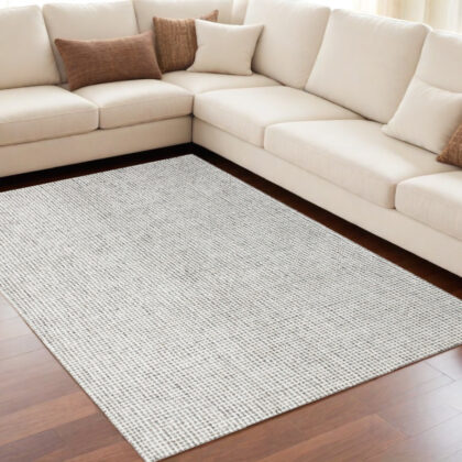 5' x 7' Gray and Ivory Wool Checkered Hand Tufted Area Rug