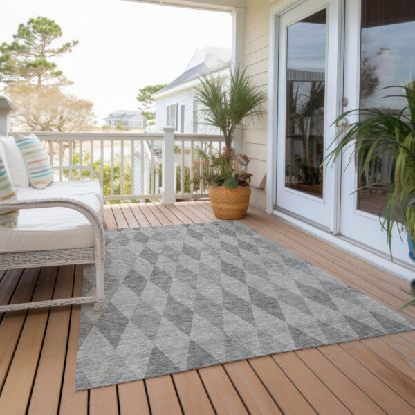 5' X 8' Gray Geometric Washable Non Skid Indoor Outdoor Area Rug