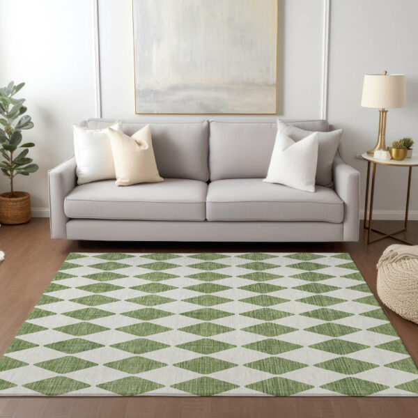 3' X 5' Green And Ivory Geometric Washable Indoor Outdoor Area Rug