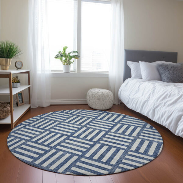 8' Navy Blue And Ivory Round Geometric Washable Indoor Outdoor Area Rug