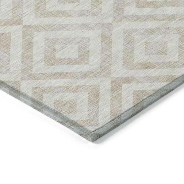 3' X 5' Ivory And Beige Geometric Washable Indoor Outdoor Area Rug