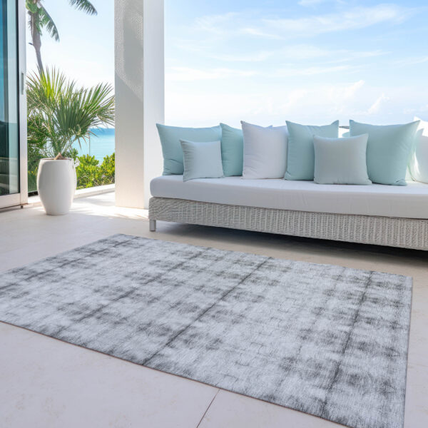 8' X 10' Silver And Gray Geometric Washable Indoor Outdoor Area Rug