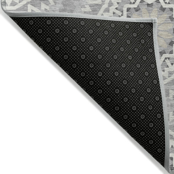 8' X 10' Gray Silver And Ivory Floral Medallion Washable Indoor Outdoor Area Rug