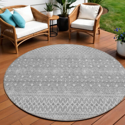 8' Silver Gray And Ivory Round Tribal Washable Indoor Outdoor Area Rug