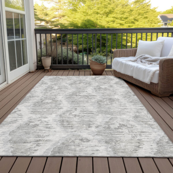 8' X 10' Ivory Silver And Taupe Abstract Washable Indoor Outdoor Area Rug