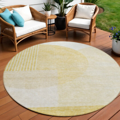 8' Gold Wheat And Ivory Round Geometric Washable Indoor Outdoor Area Rug