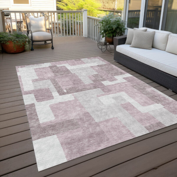10' X 14' Blush Gray And Ivory Abstract Washable Indoor Outdoor Area Rug