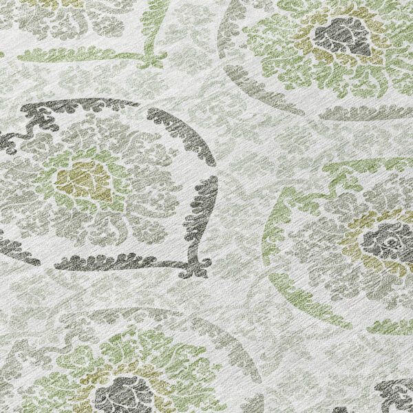 8' Gray And Olive Green Round Medallion Washable Indoor Outdoor Area Rug