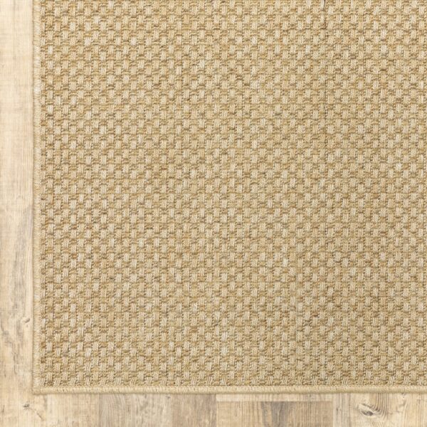 5' x 8' Beige Indoor Outdoor Area Rug