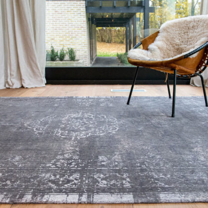 8' x 11' Gray Medallion Non Skid Area Rug