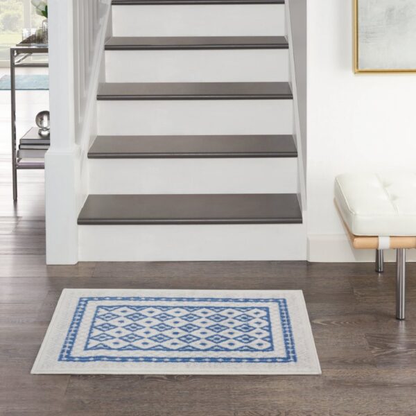 5' X 7' Navy Blue Geometric Dhurrie Area Rug