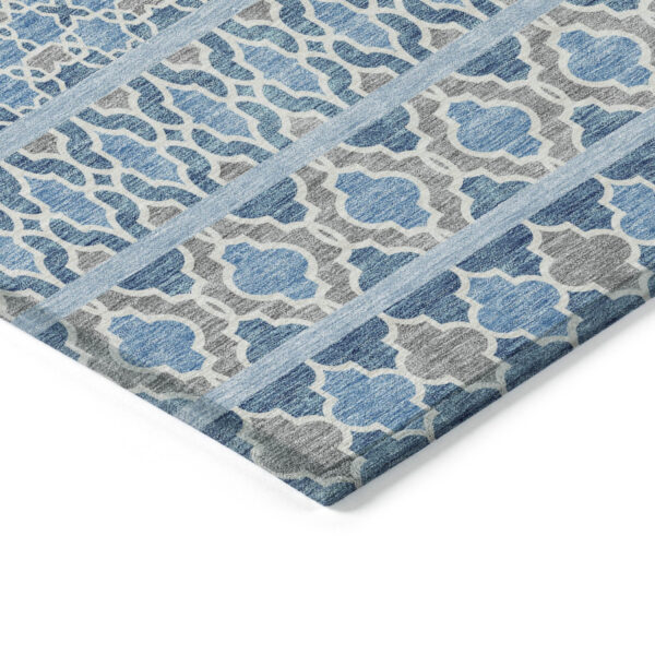 10' X 14' Sky Blue And Denim Blue Quatrefoil Washable Indoor Outdoor Area Rug