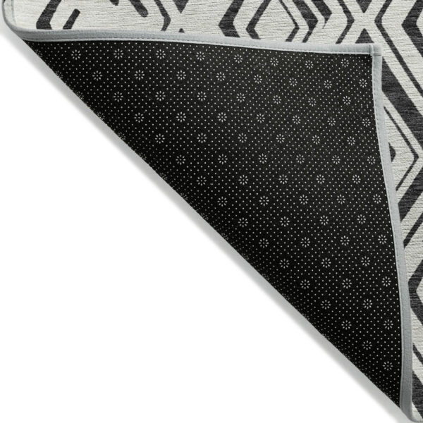 8' X 10' Ivory And Black Geometric Washable Indoor Outdoor Area Rug