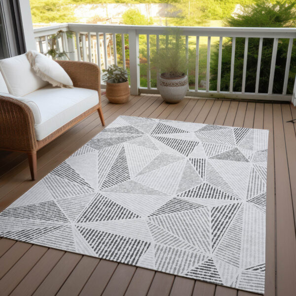 8' X 10' Gray Charcoal And Silver Geometric Washable Indoor Outdoor Area Rug