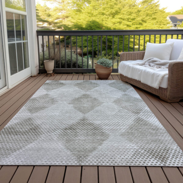 3' X 5' Gray Geometric Washable Non Skid Indoor Outdoor Area Rug