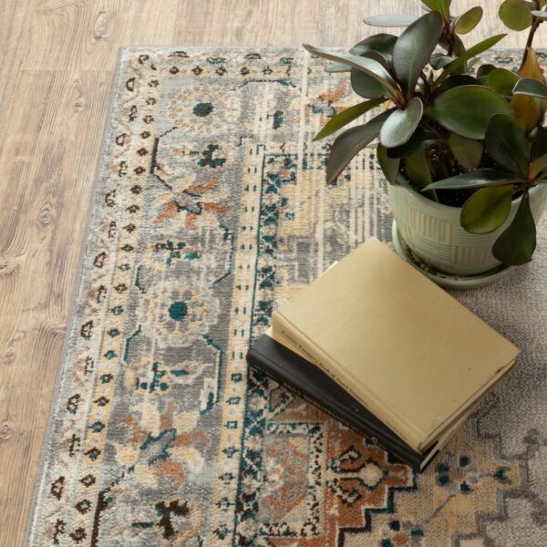 8’ X 10’ Gray And Beige Aztec Pattern Area Rug