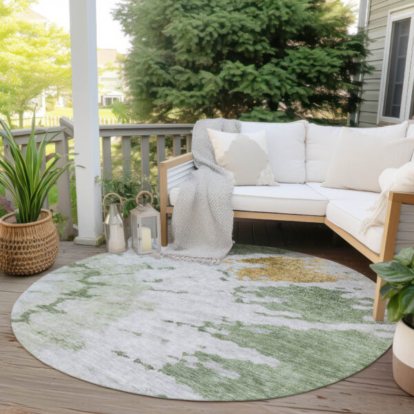 8' Artichoke Green And Olive Green Round Abstract Washable Indoor Outdoor Area Rug