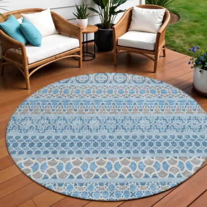 8' Sky Blue And Denim Blue Round Quatrefoil Washable Indoor Outdoor Area Rug