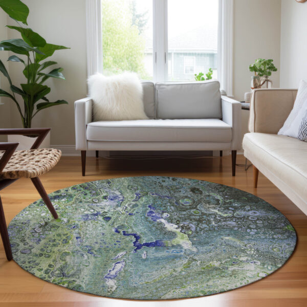 8' Green And Lime Green Round Abstract Washable Indoor Outdoor Area Rug