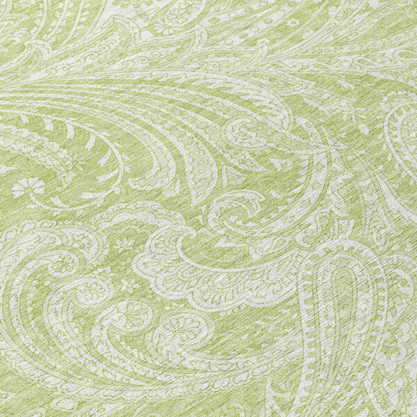 8' Green And Ivory Round Paisley Washable Indoor Outdoor Area Rug