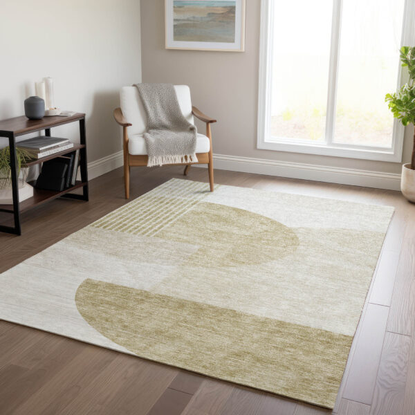 5' X 8' Brown Beige And Ivory Geometric Washable Indoor Outdoor Area Rug