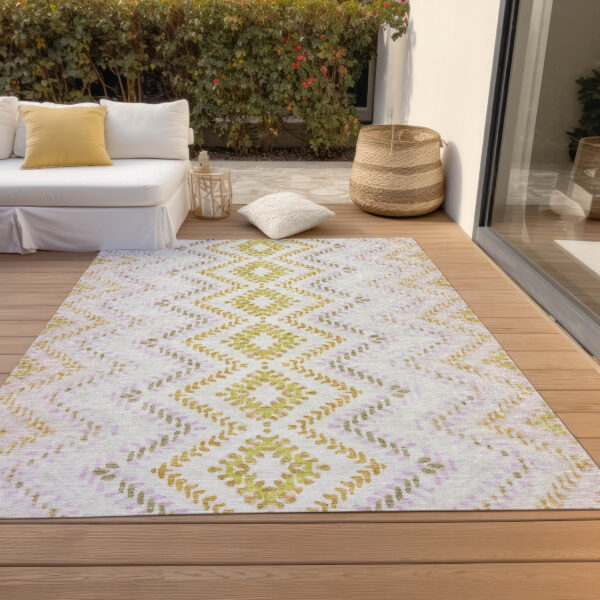 5' X 8' Pearl Ivory And Artichoke Green Geometric Washable Indoor Outdoor Area Rug