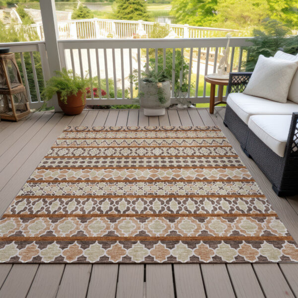 3' X 5' Chocolate And Taupe Quatrefoil Washable Indoor Outdoor Area Rug
