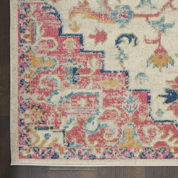 4' X 6' Pink And Ivory Southwestern Dhurrie Area Rug