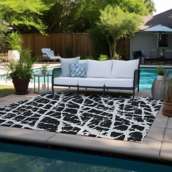 10' X 14' Black and White Abstract Washable Non Skid Indoor Outdoor Area Rug