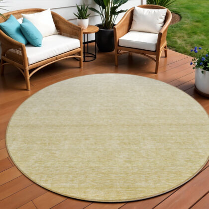 8' Wheat Gold And Tan Round Ombre Washable Indoor Outdoor Area Rug