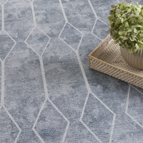9' x 12' Blue and Gray Geometric Power Loom Washable Area Rug