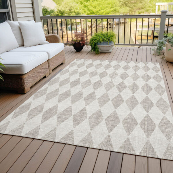 3' X 5' Beige Geometric Washable Indoor Outdoor Area Rug