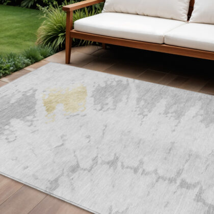 8' X 10' Silver Gray And Ivory Abstract Washable Indoor Outdoor Area Rug