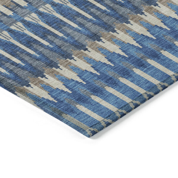 5' X 8' Navy Blue Denim Blue And Ivory Southwestern Washable Indoor Outdoor Area Rug