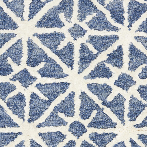 5' x 7' Blue and Off White Geometric Hand Tufted Area Rug