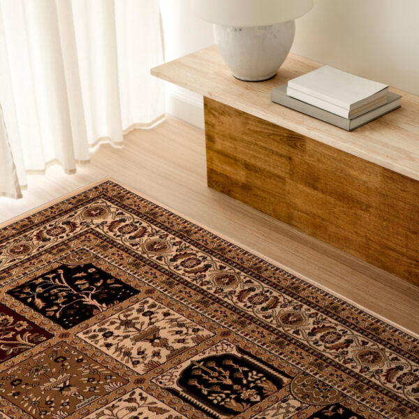 5’ x 8’ Cream Traditional Decorative Area Rug
