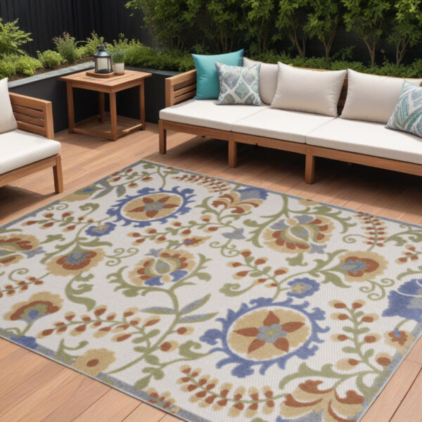 6' X 9' Ivory and Blue Indoor Outdoor Area Rug