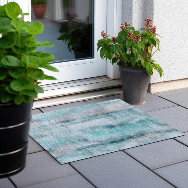 2' X 3' Teal Washable Non Skid Indoor Outdoor Area Rug
