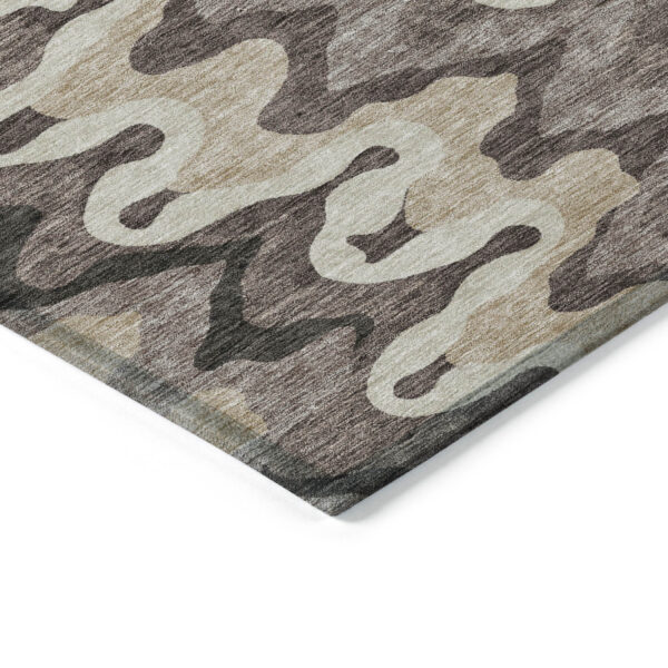 8' Taupe Beige And Chocolate Round Abstract Washable Indoor Outdoor Area Rug