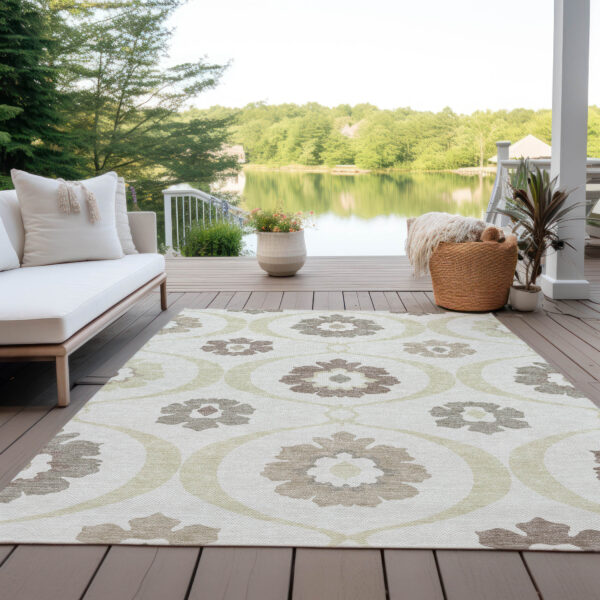 5' X 8' Ivory Taupe And Brown Medallion Washable Indoor Outdoor Area Rug