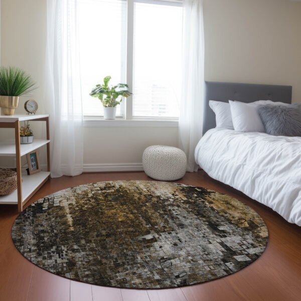8' Brown And Copper Round Abstract Washable Indoor Outdoor Area Rug