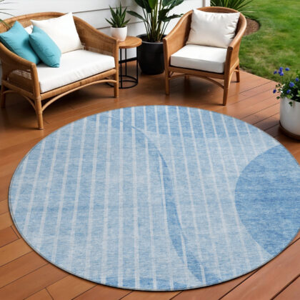 8' Denim Blue And Sky Blue Round Striped Washable Indoor Outdoor Area Rug