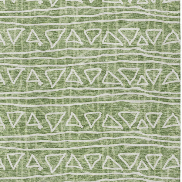 8' X 10' Green And Ivory Geometric Washable Indoor Outdoor Area Rug