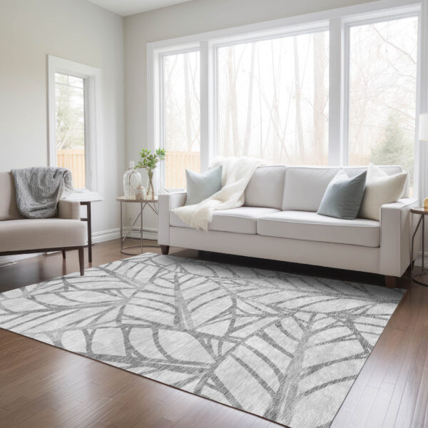 9' X 12' Gray And Silver Floral Washable Indoor Outdoor Area Rug