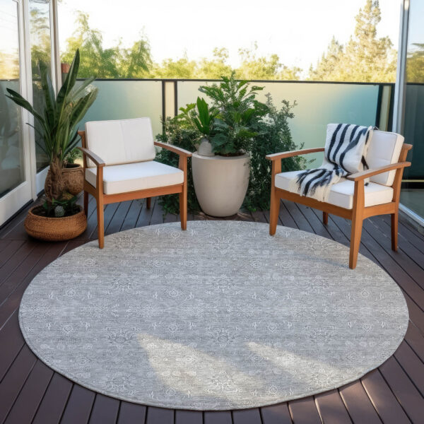 8' Gray Silver And Ivory Round Floral Washable Indoor Outdoor Area Rug
