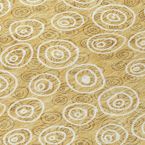 8' Gold Beige And Ivory Round Geometric Washable Indoor Outdoor Area Rug